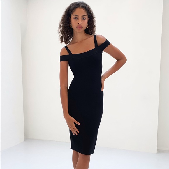 Aritzia Dresses & Skirts - NEW! Aritzia Ten by Babaton Starlight Dress